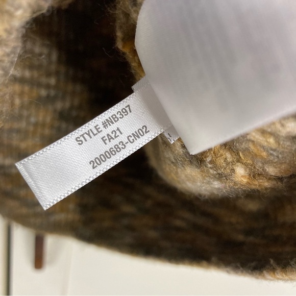 Madewell Space-Dyed Winstead Cardigan Sweater - Picture 4 of 9